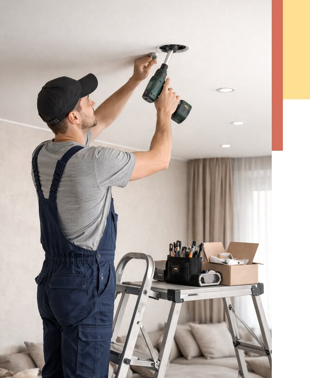 Установка и монтаж точечных светильников в натяжной потолок в Феодосии от 1828 руб. | ОТДЕЛОЧНИК-Фдс